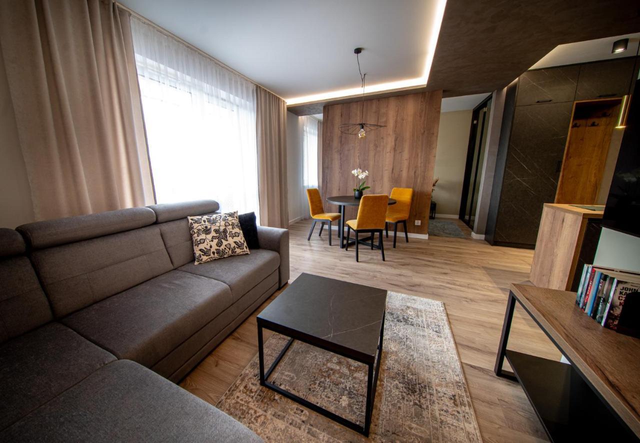 Apartament Z Klimatyzacja, Bilgoraj Bagian luar foto
